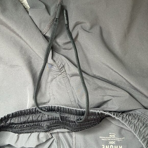 Rhone Shorts Mens Medium Gray Lightweight Performance Stretch Athletic Gym M - Picture 4 of 16